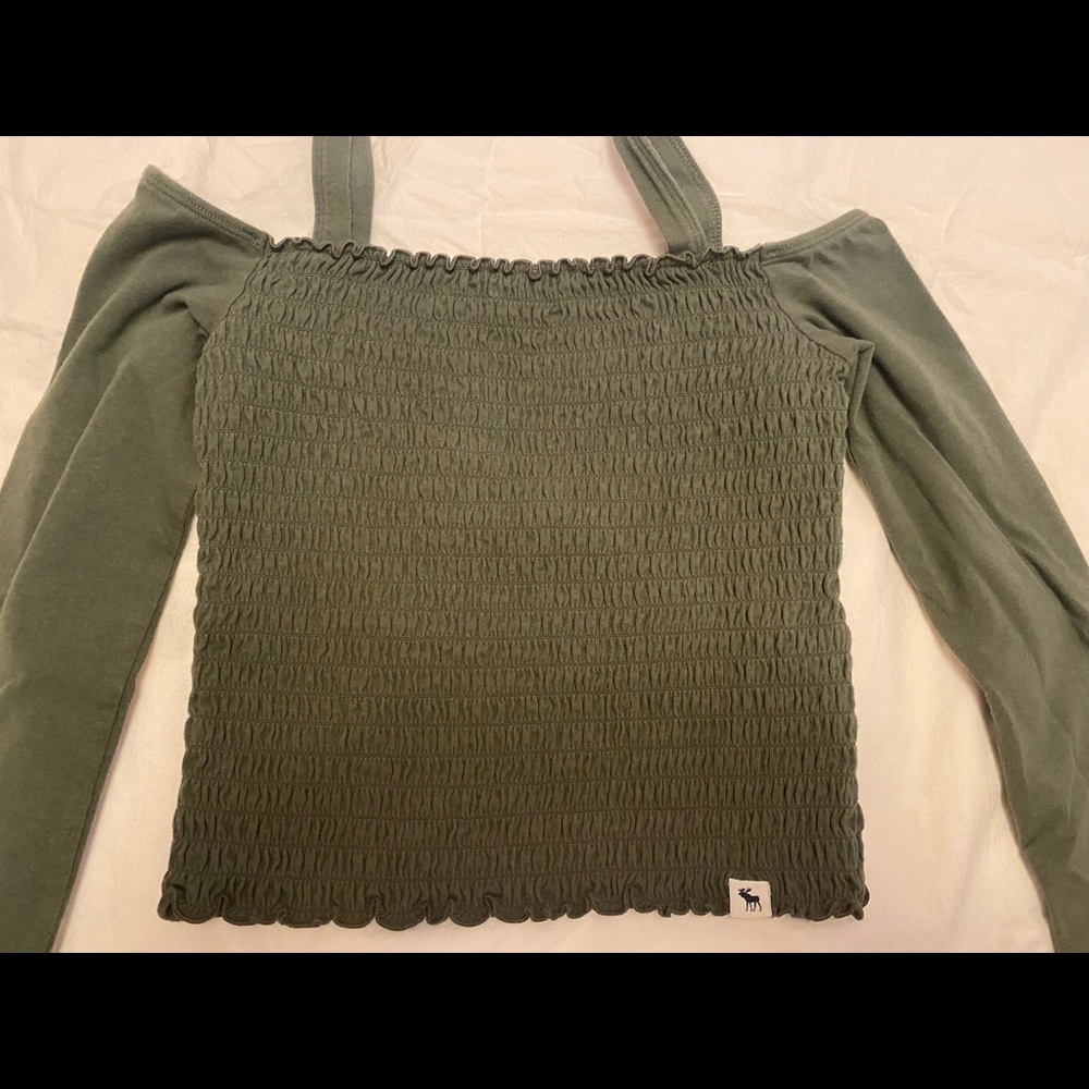 Abercrombie Cold Shoulder Top